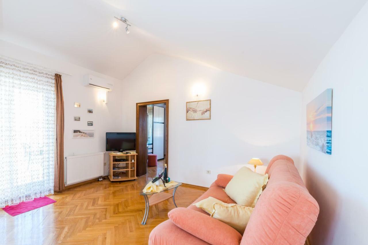 Apartments Victoria Задар Екстер'єр фото