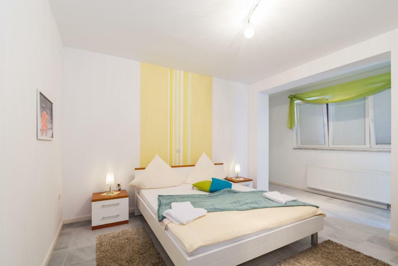 Apartments Victoria Задар Екстер'єр фото