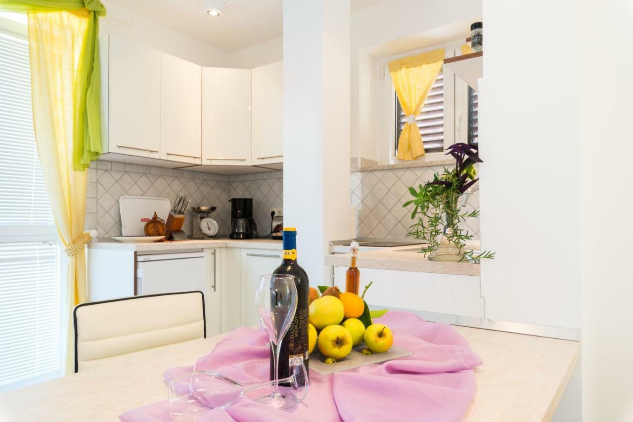 Apartments Victoria Задар Екстер'єр фото